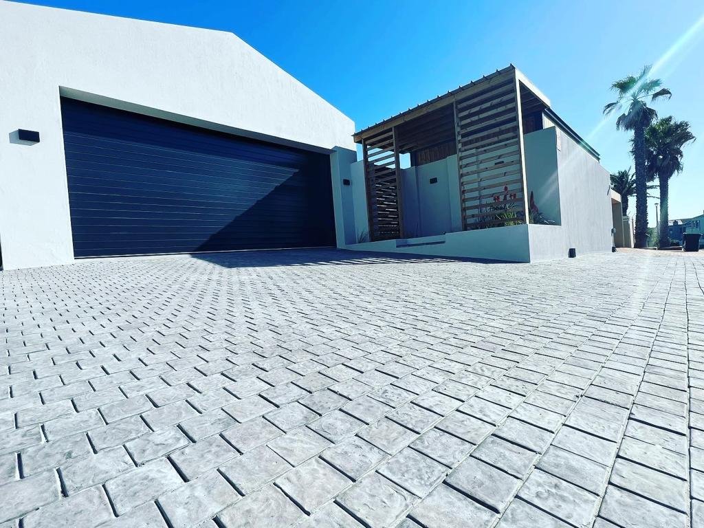 How does expert paving increase property value? - SANT Magazine