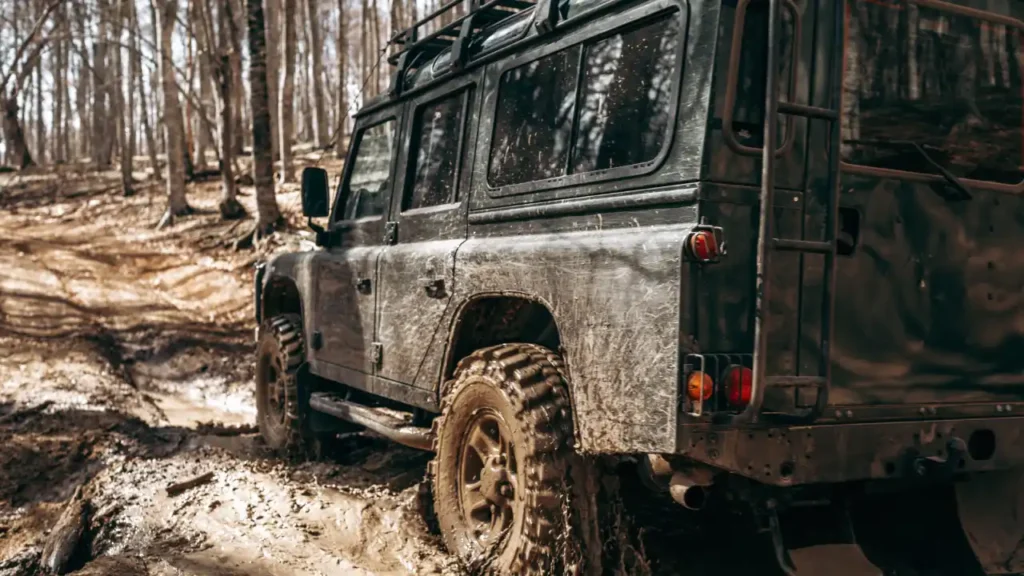 Off-Road Enthusiasts: 4 Essential Tips for Navigating Challenging Terrain Safely