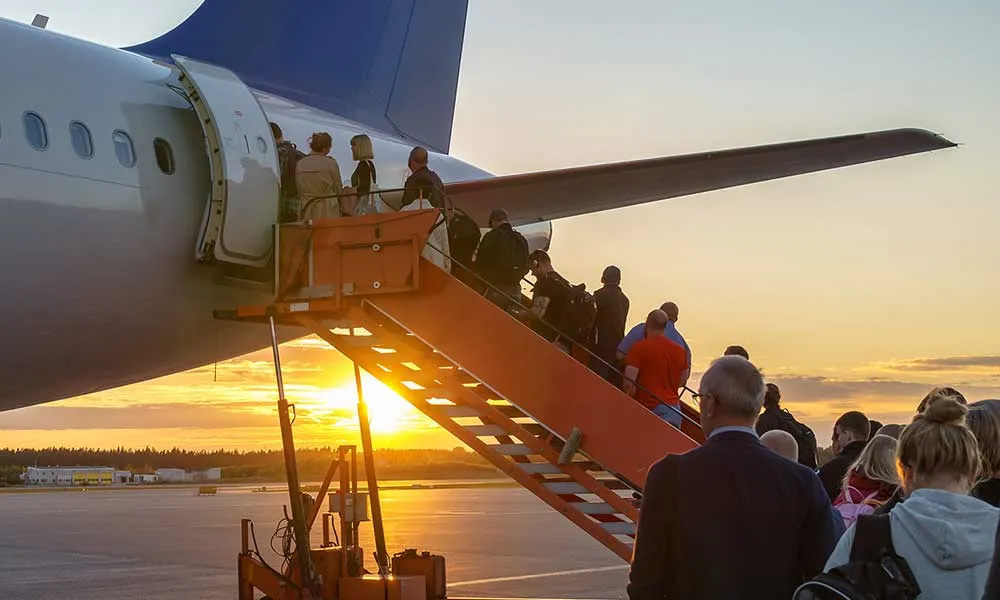 How Charter Companies Allocate Buses for Multi-Day or Long-Distance Trips