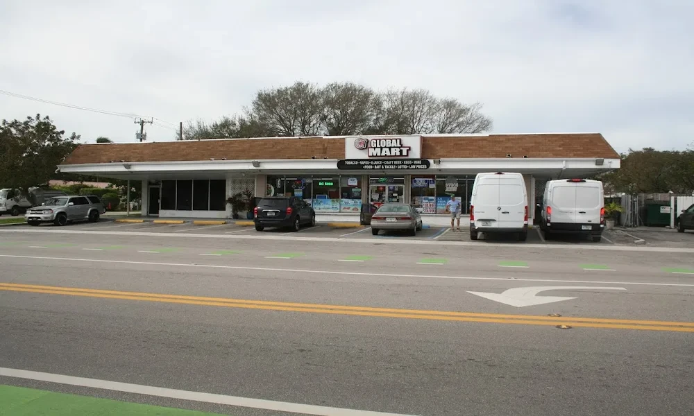 Global Mart Delray Beach: Finding Vape Products and Accessories Beyond Typical Store Hours